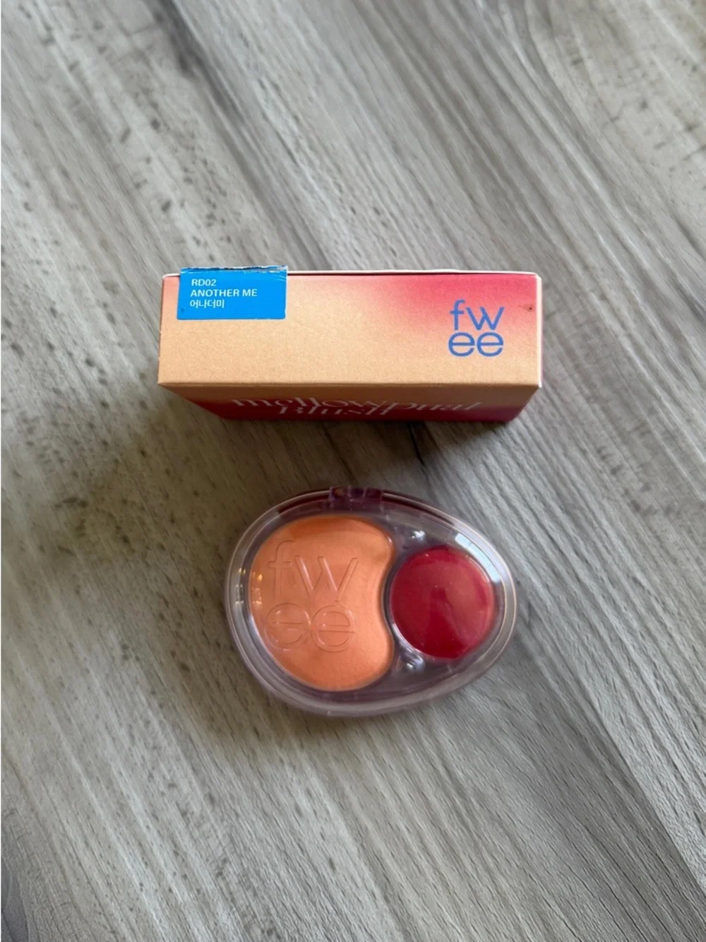 Fwee Mellow Dual Blush – Peach & Red